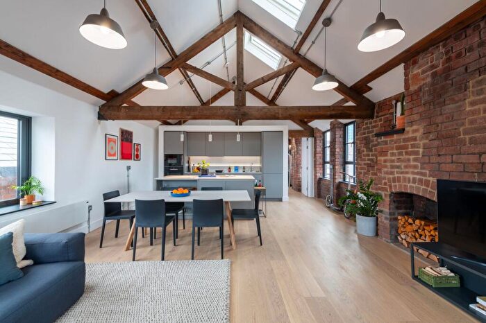 3 Bedroom Town House To Rent In Eyewitness Works, Milton Street, Sheffield, S3