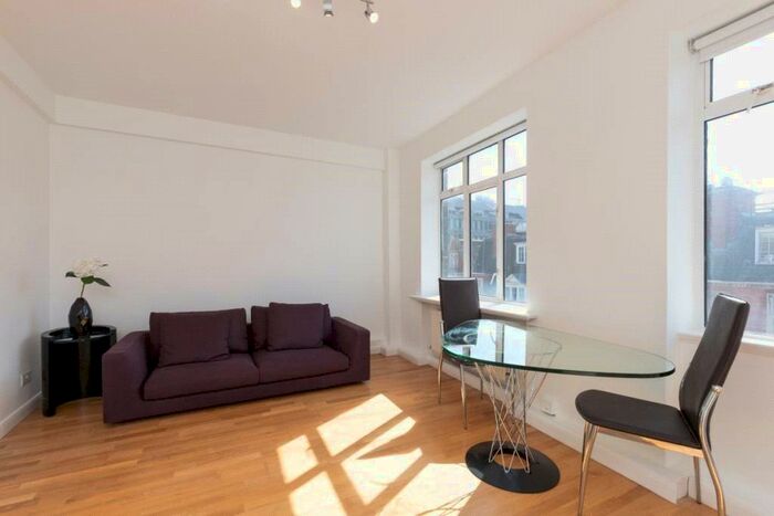 2 Bedroom Apartment To Rent In Euston Road, London, NW1