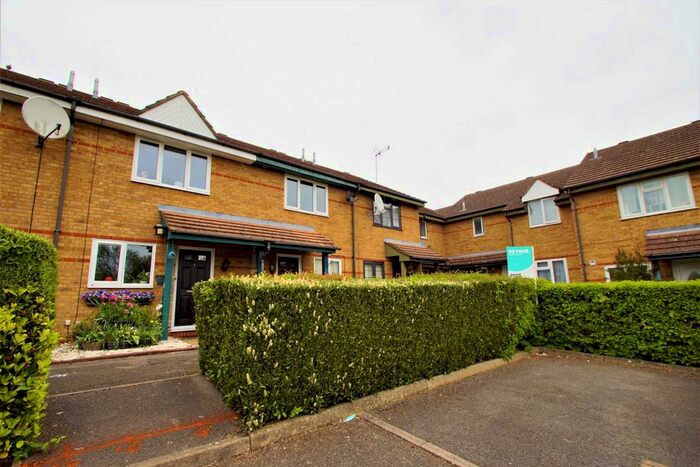 1 Bedroom Maisonette To Rent In Bradman Way, Stevenage, SG1