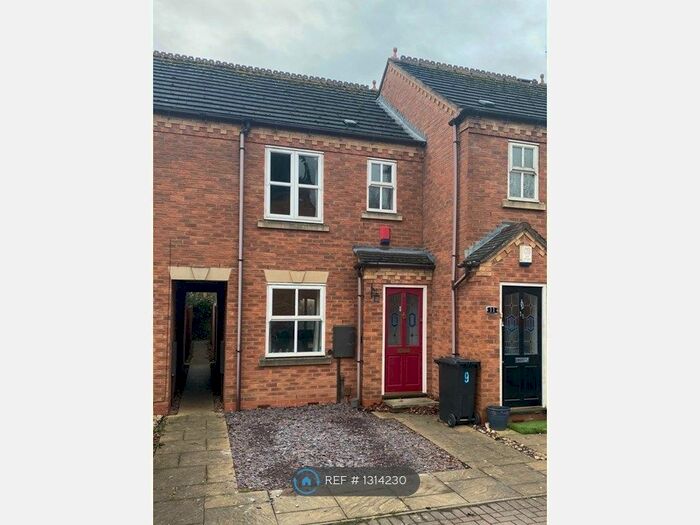 2 Bedroom Terraced House To Rent In Larksfield Mews, West Midlands DY5