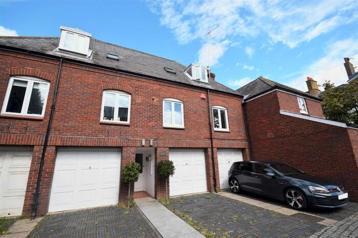 1 Bedroom Flat To Rent In Friars Lane, Richmond, TW9