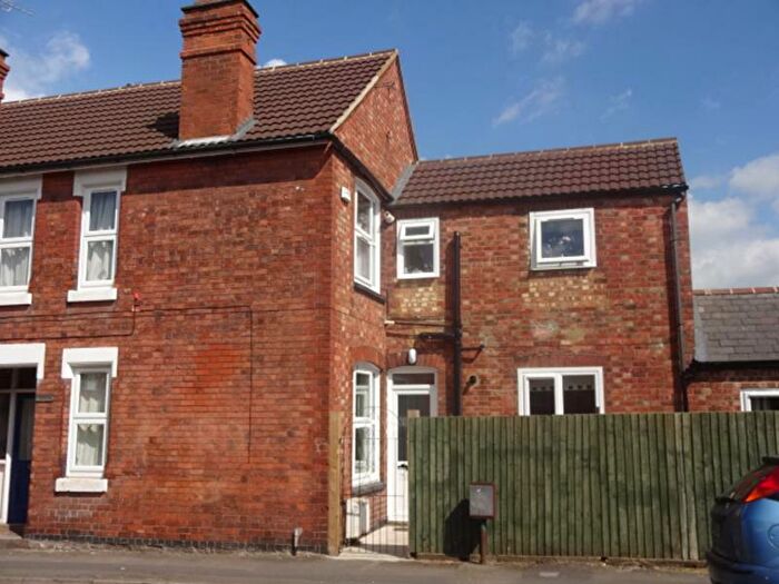 2 Bedroom Flat To Rent In Wellingborough Road, Rushden, NN10