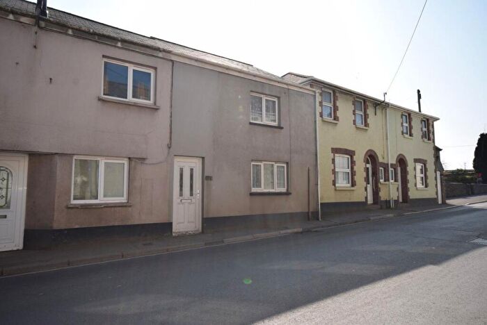 2 Bedroom House To Rent In Calf Street, Devon, EX38