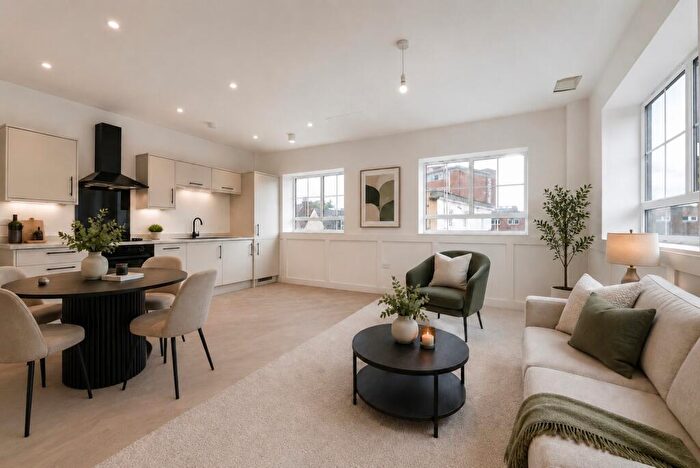 1 Bedroom Apartment For Sale In Castle Street, Trowbridge, BA14