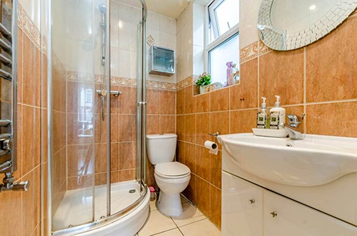 Studio To Rent In Vaughan Road, West Harrow, Harrow, HA1