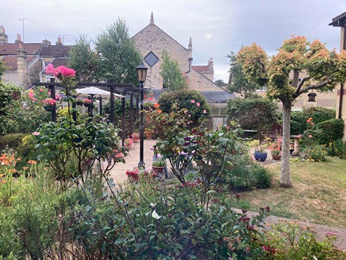 2 Bedroom Retirement Property For Sale In Weston, Bath, BA1