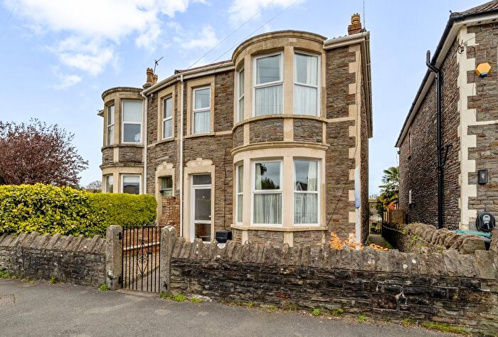 3 Bedroom Semi Detached House For Sale In Buckingham Place, Downend, Bristol, South Gloucestershire, BS16