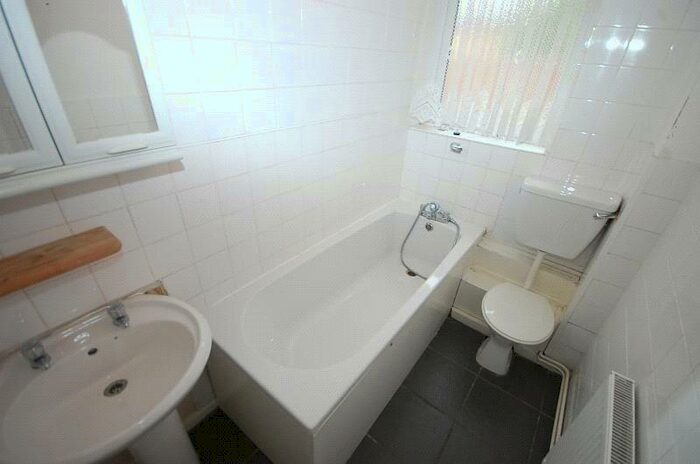 1 Bedroom Apartment To Rent In Long Riding, Basildon, SS14