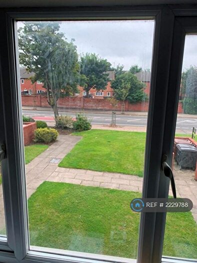 1 Bedroom Flat To Rent In Clairville Close, Liverpool, L20