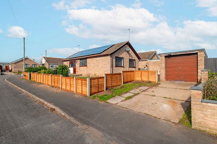 3 Bedroom Detached Bungalow For Sale In St. Nicholas Drive, Caister-On-Sea, NR30