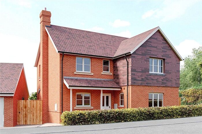 4 Bedroom Detached House For Sale In Evingar Road, Whitchurch, Hampshire, RG28