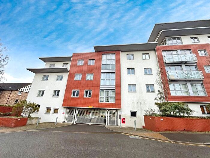 1 Bedroom Flat To Rent In Park Heights, Constitution Hill, Woking, GU22