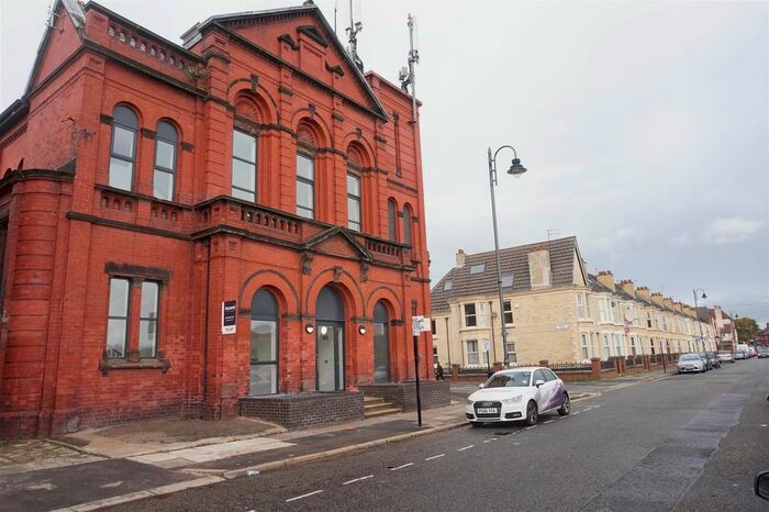 1 Bedroom Flat To Rent In Jubilee House, Jubilee Drive, Liverpool, L7