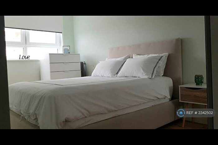 1 Bedroom Flat To Rent In Stour Road, Dagenham, RM10