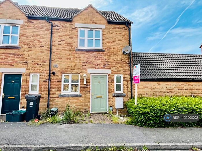 2 Bedroom End Of Terrace House To Rent In Kings Drive, Bristol, BS34