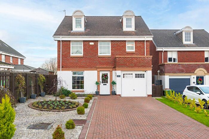 6 Bedroom Detached House For Sale In Sibbald View, Armadale, EH48