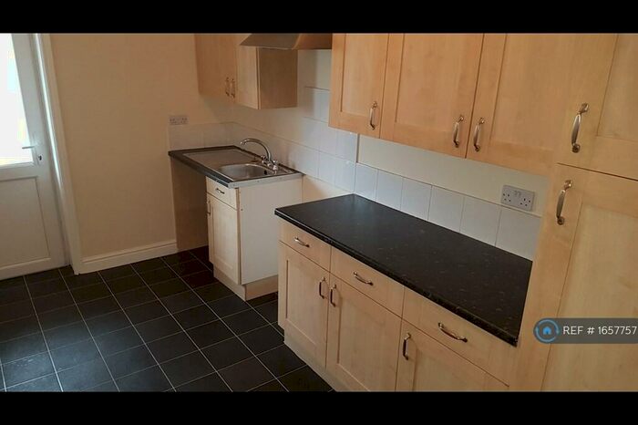 1 Bedroom Flat To Rent In Derby Road, Stapleford, Nottingham, NG9