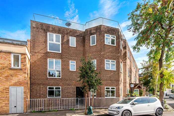 4 Bedroom House For Sale In Malden Place, Kentish Town, London, NW5