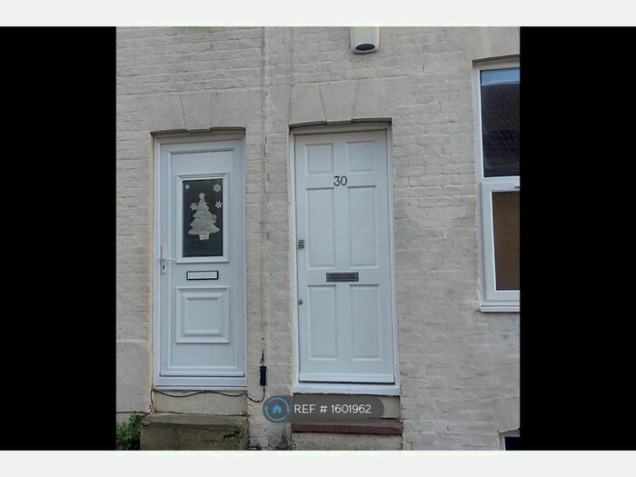 3 Bedroom Terraced House To Rent In Grange Hill, Chatham, ME5