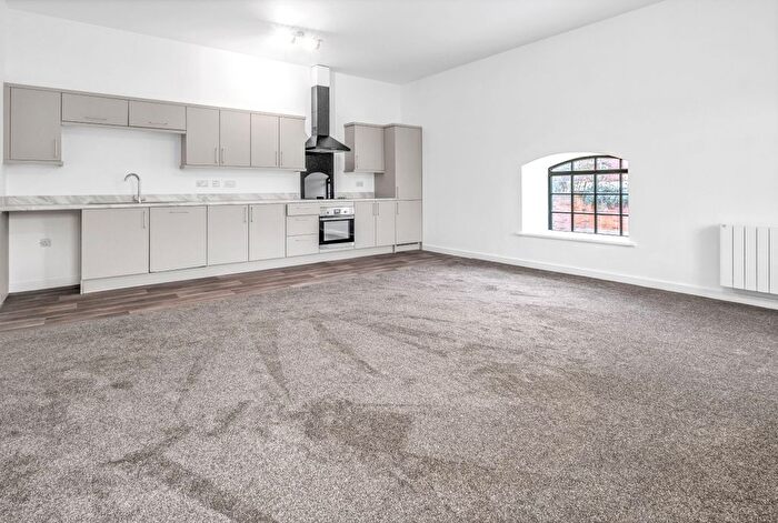 2 Bedroom Flat To Rent In Plough Maltings, Horninglow Street, Burton-On-Trent, DE14