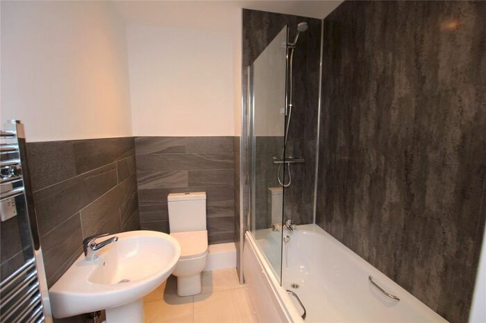 1 Bedroom Flat To Rent In Portswood Road, Southampton, Hampshire SO17