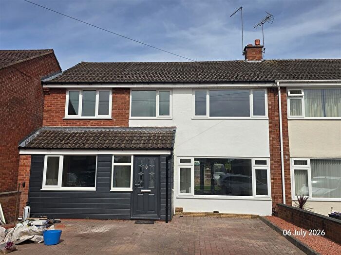 4 Bedroom Semi-Detached House To Rent In Land Oak Drive, Kidderminster, DY10