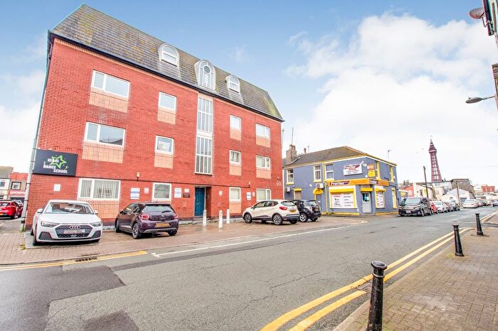1 Bedroom Flat For Sale In Singleton Street, Blackpool, FY1