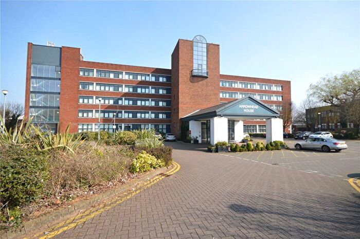 2 Bedroom Flat For Sale In Laporte Way, Luton, Bedfordshire, LU4