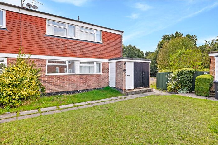 2 Bedroom Maisonette For Sale In Pelham Road, Lindfield, Haywards Heath, West Sussex, RH16