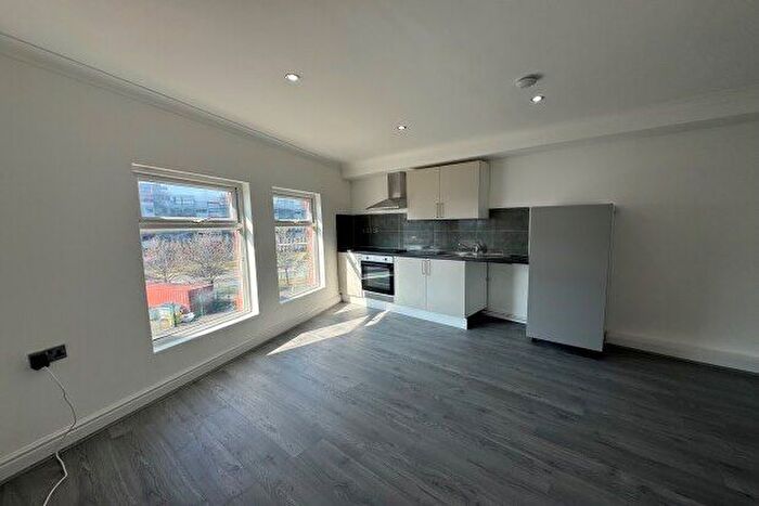 Studio To Rent In Hall Lane, Liverpool, L7