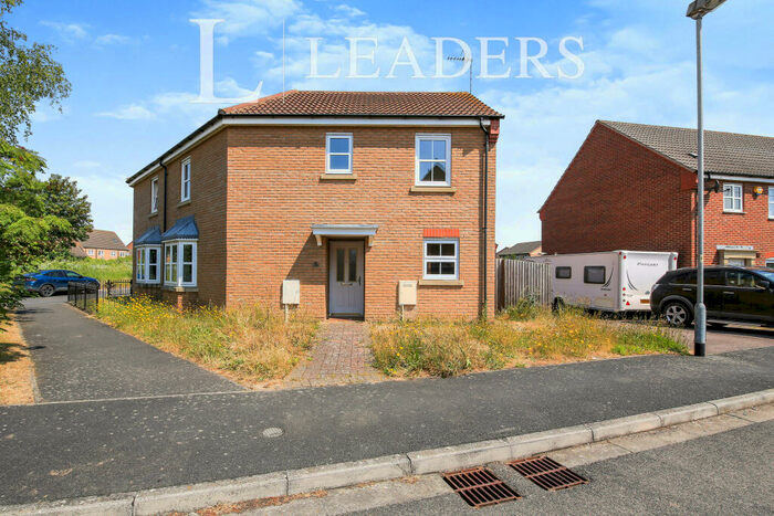 3 Bedroom Semi-Detached House To Rent In Piccard Drive, Spalding, Lincolnshire., PE11