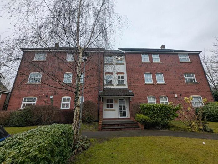 3 Bedroom Apartment To Rent In Fazeley Close, Solihull, B91