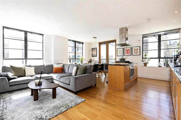 2 Bedroom Apartment To Rent In Elliotts Place, Islington, London, N1