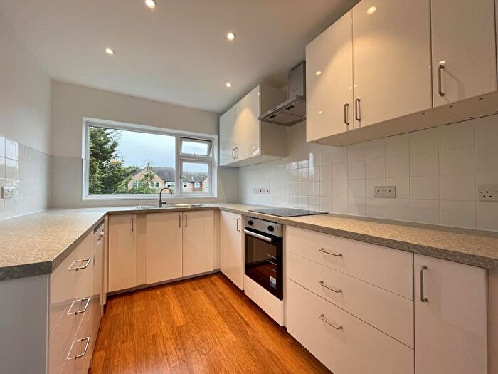 1 Bedroom Flat To Rent In Parkfarm Court, Wickham Road, Beckenham, BR3