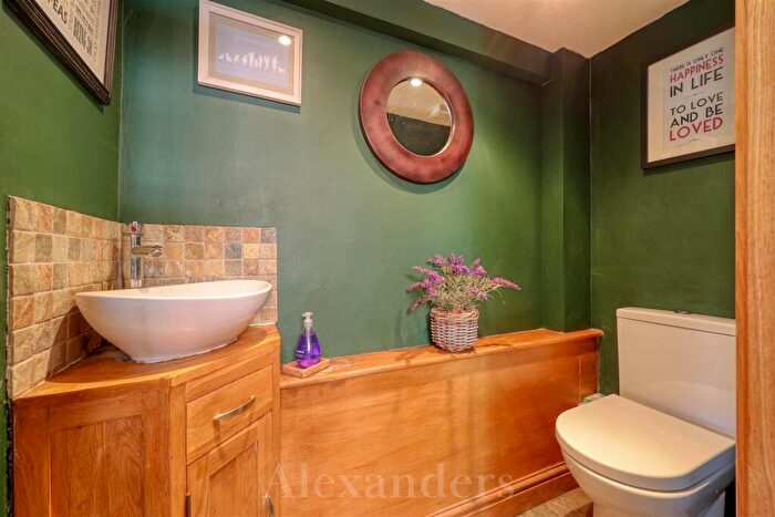 4 Bedroom Cottage For Sale In School Lane, Harby, LE14