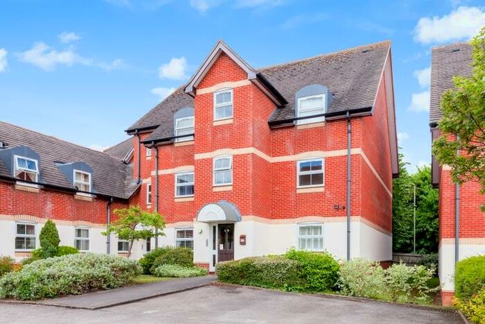 1 Bedroom Apartment To Rent In Jackman Close, Abingdon, OX14