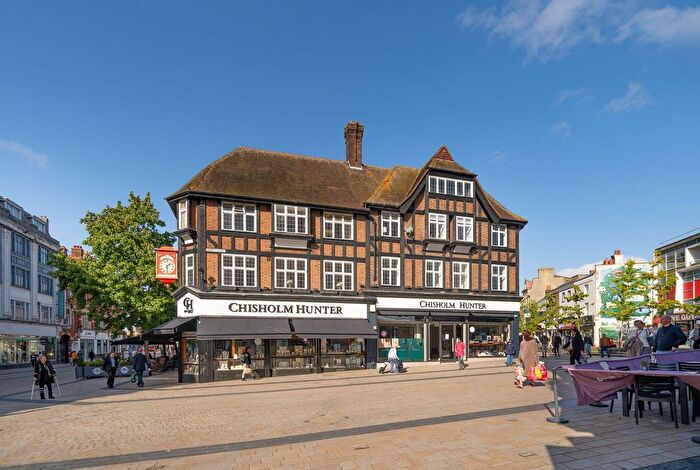 2 Bedroom Property To Rent In Market Square, Bromley, BR1