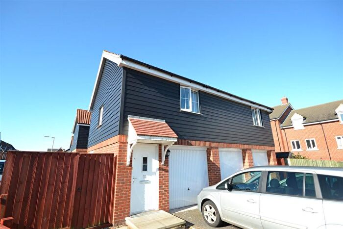 2 Bedroom Property To Rent In Whistlefish Court, Norwich, NR5