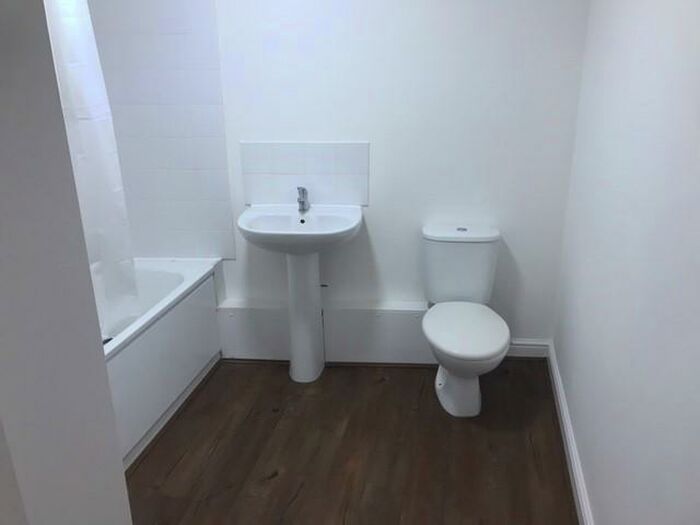 2 Bedroom Flat To Rent In Wheelock Street, Middlewich, CW10