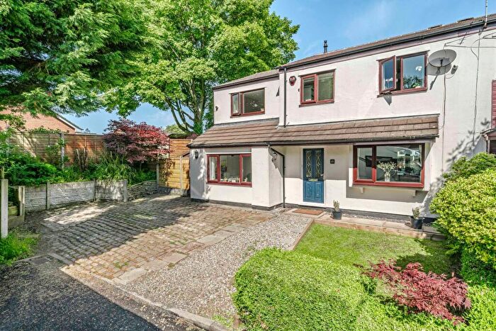 5 Bedroom Semi-Detached House For Sale In Millbrook Close, Wheelton, PR6