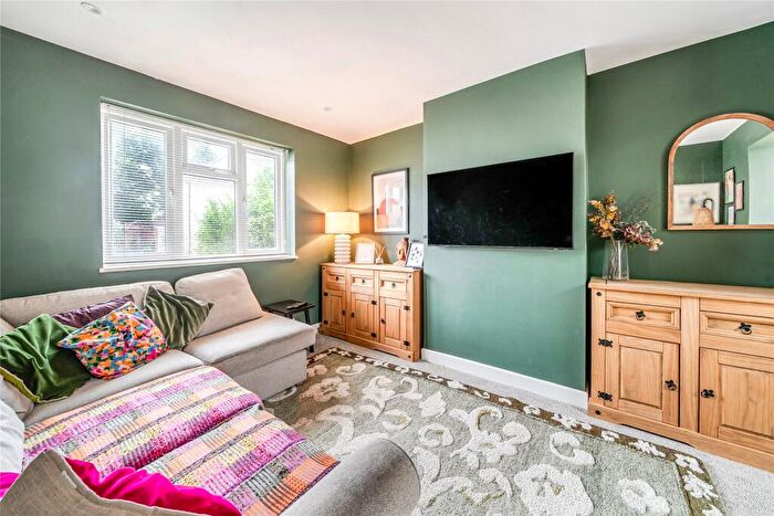 3 Bedroom Terraced House For Sale In Victoria Road, Chislehurst, Kent, BR7