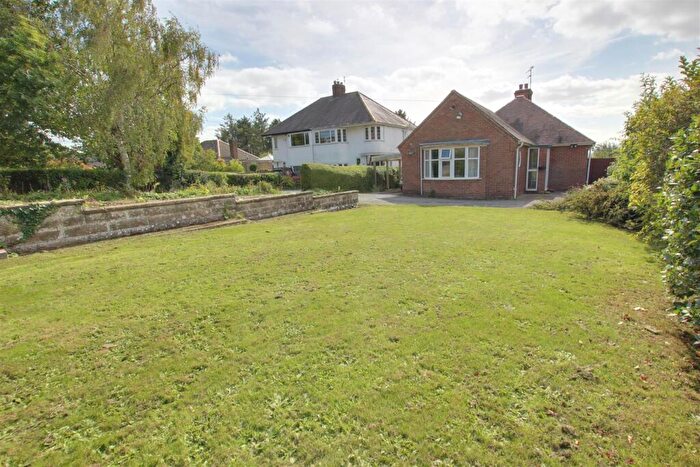 3 Bedroom Detached Bungalow For Sale In Ferriby High Road, North Ferriby, HU14