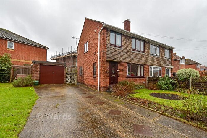 3 Bedroom Semi Detached House For Sale In Thanington Road, Canterbury, Kent, CT1