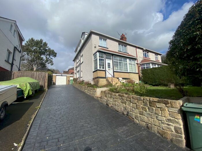 1 Bedroom Flat To Rent In Well House Avenue, Leeds, LS8