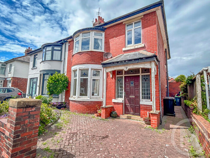 3 Bedroom Semi-Detached House For Sale In Kenilworth Gardens, South Shore, FY4