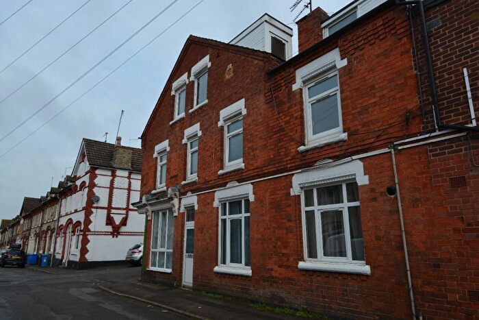 1 Bedroom Flat To Rent In Leicester Road, Kettering, NN16