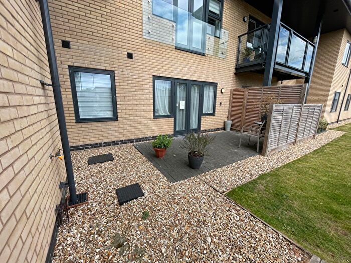 2 Bedroom Flat For Sale In Apartment, Beaufields House, NG23