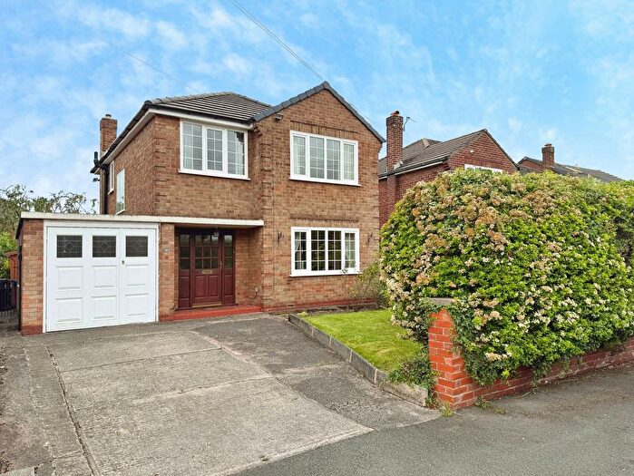 3 Bedroom Detached House For Sale In Vicarage Avenue, Cheadle Hulme, SK8