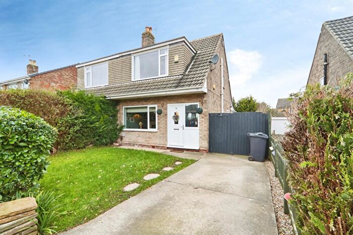 3 Bedroom Semi Detached House For Sale In Linton Crescent, Leeds, LS17