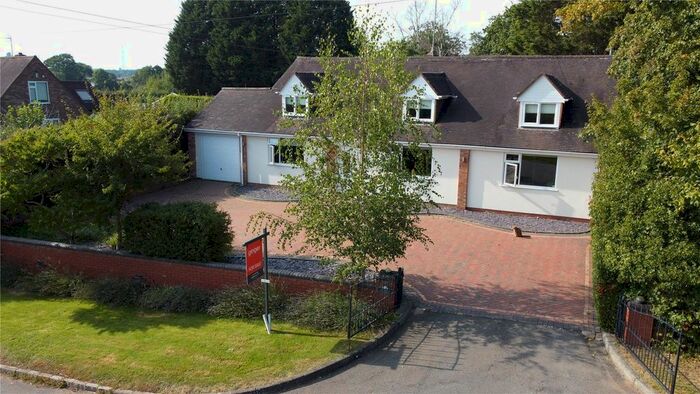 4 Bedroom Bungalow For Sale In Buckley Green, Henley-In-Arden, Warwickshire, B95